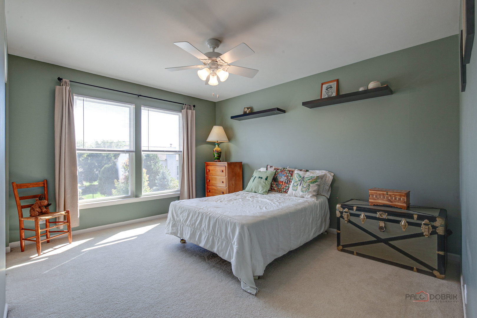 725 Porter Circle, Lindenhurst, IL 60046