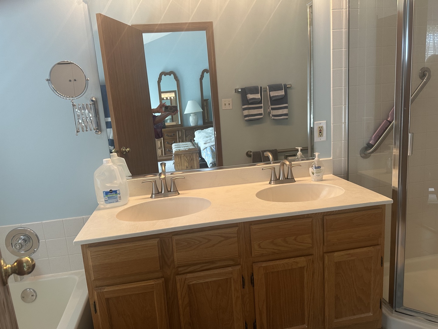 1027 Georgian Place, Bartlett, IL 60103