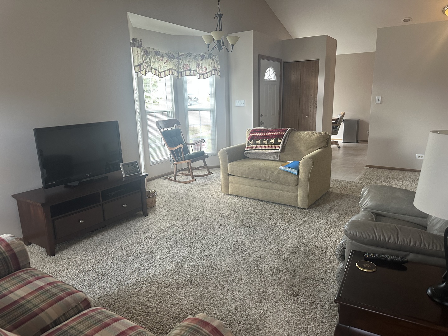 1027 Georgian Place, Bartlett, IL 60103