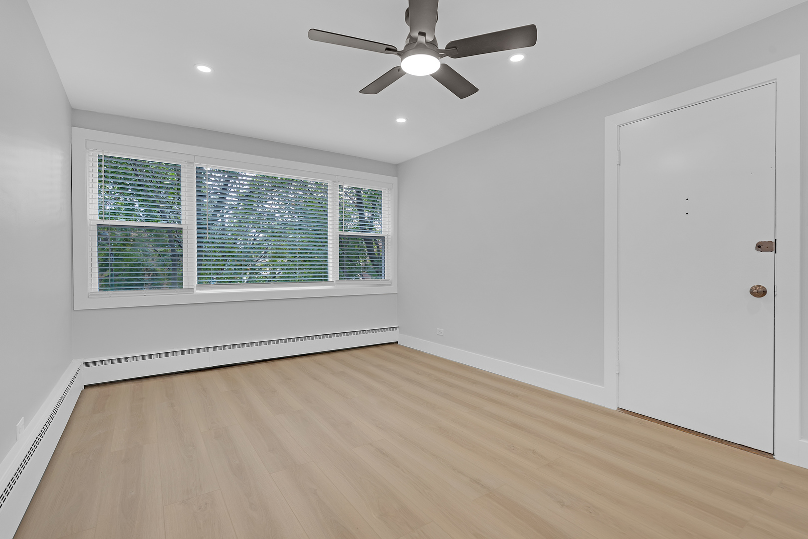 2712 W Balmoral Avenue #2E, Chicago, IL 60625