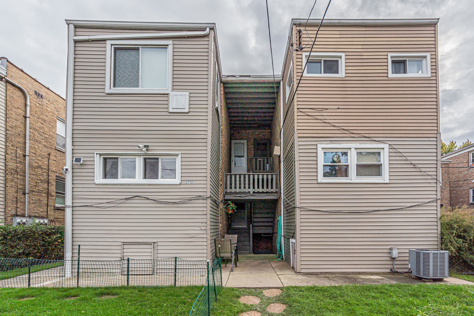 2712 W Balmoral Avenue #2E, Chicago, IL 60625