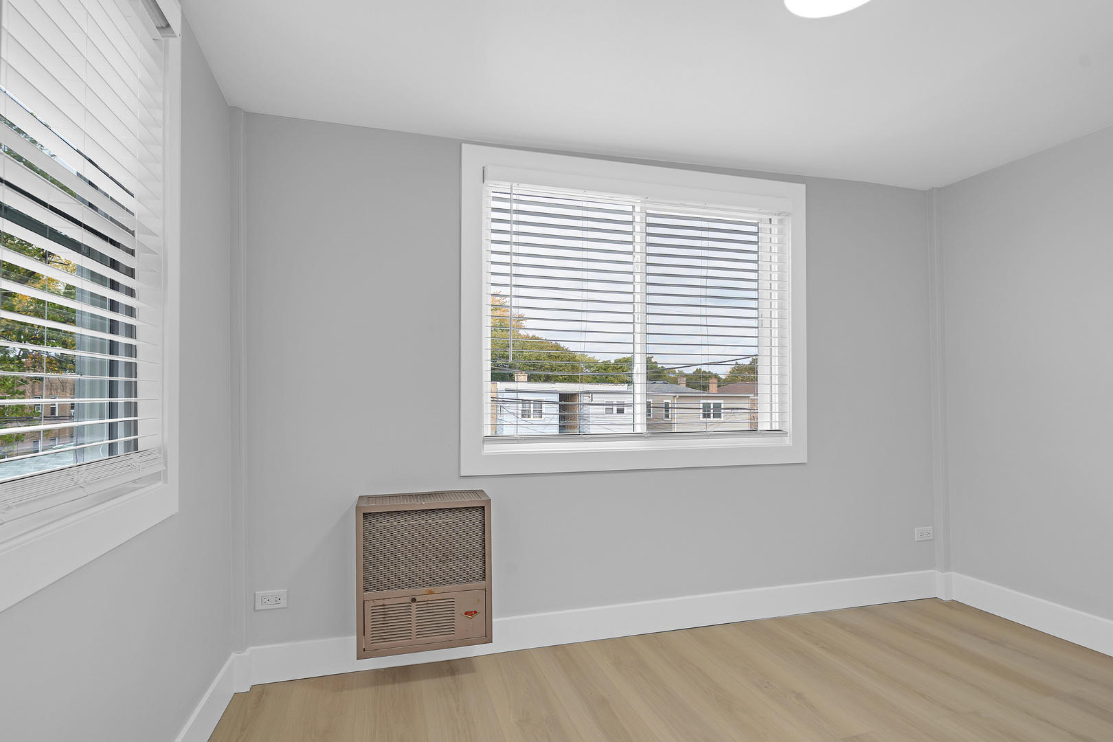 2712 W Balmoral Avenue #2E, Chicago, IL 60625