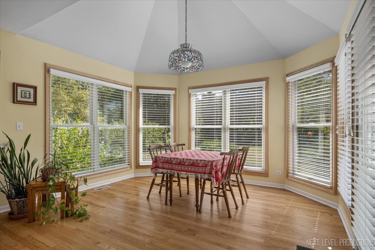 3212 Austin Court, Naperville, IL 60564