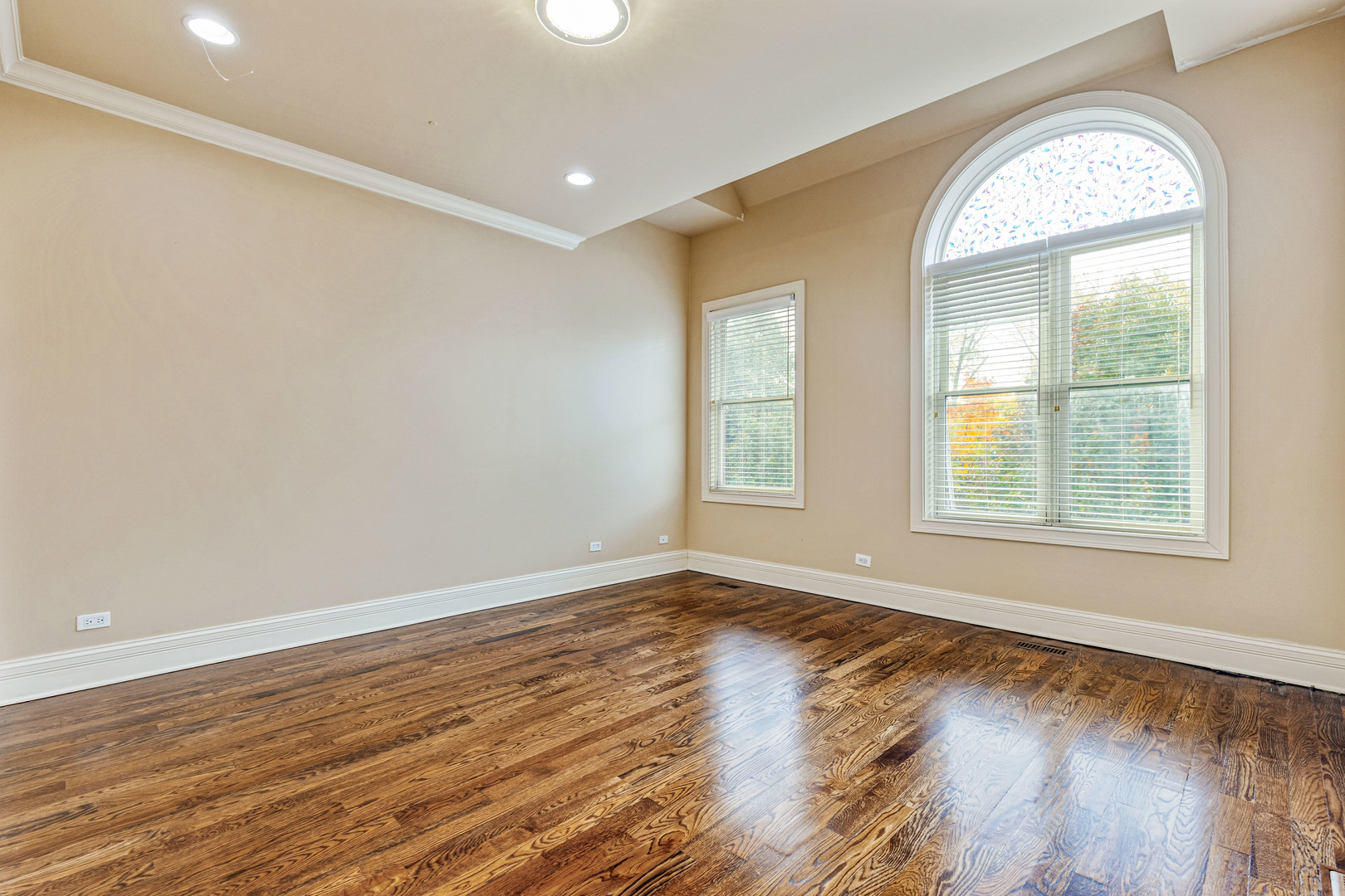 4065 S Ellis Avenue, Chicago, IL 60653