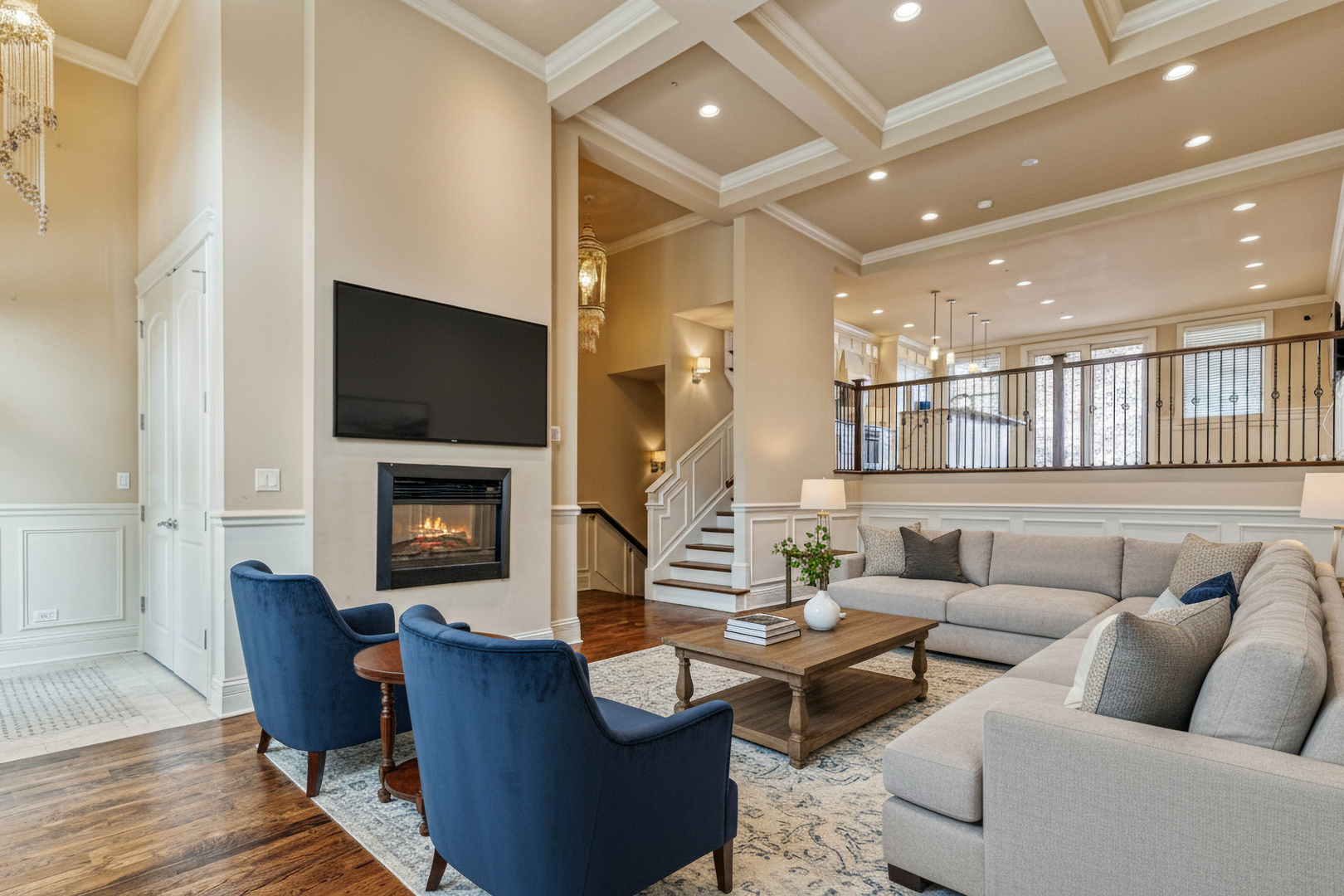 4065 S Ellis Avenue, Chicago, IL 60653