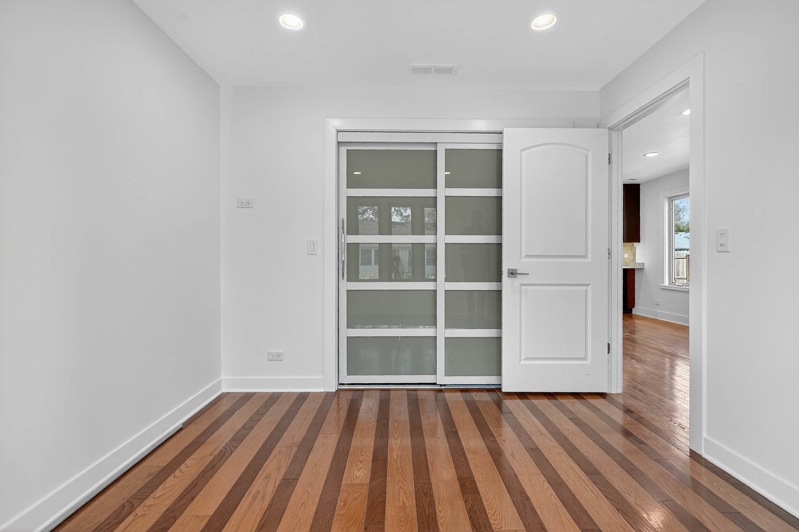 42362 N Poplar Street, Antioch, IL 60002