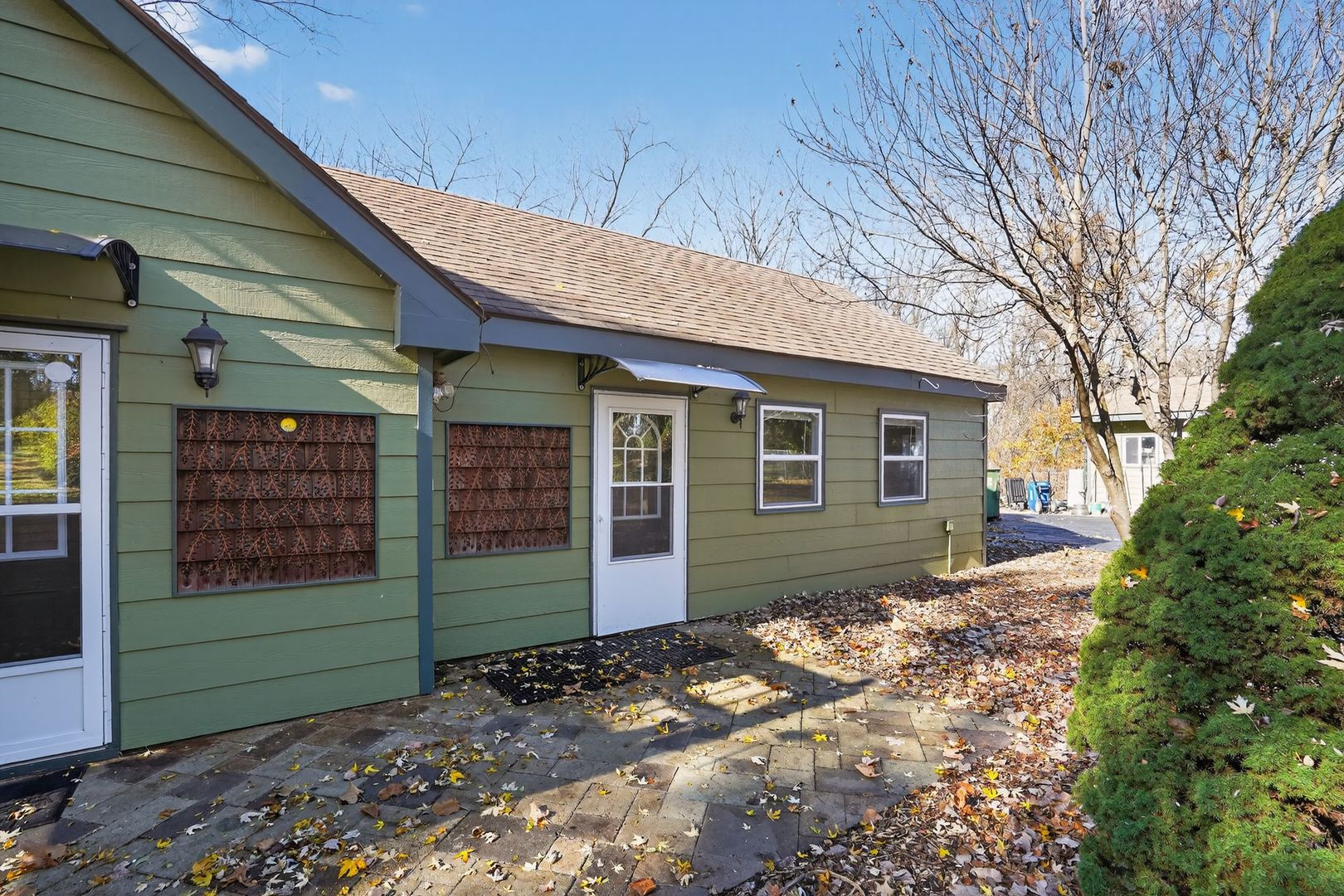 1036 Guerin Road #B, Green Oaks, IL 60048