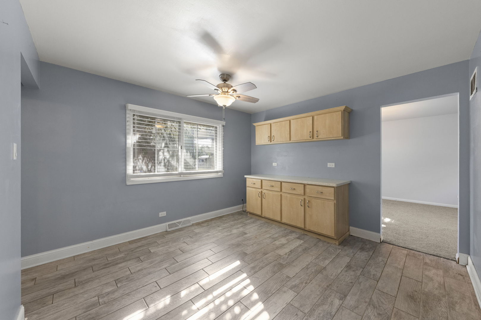 18749 Loomis Avenue, Homewood, IL 60430