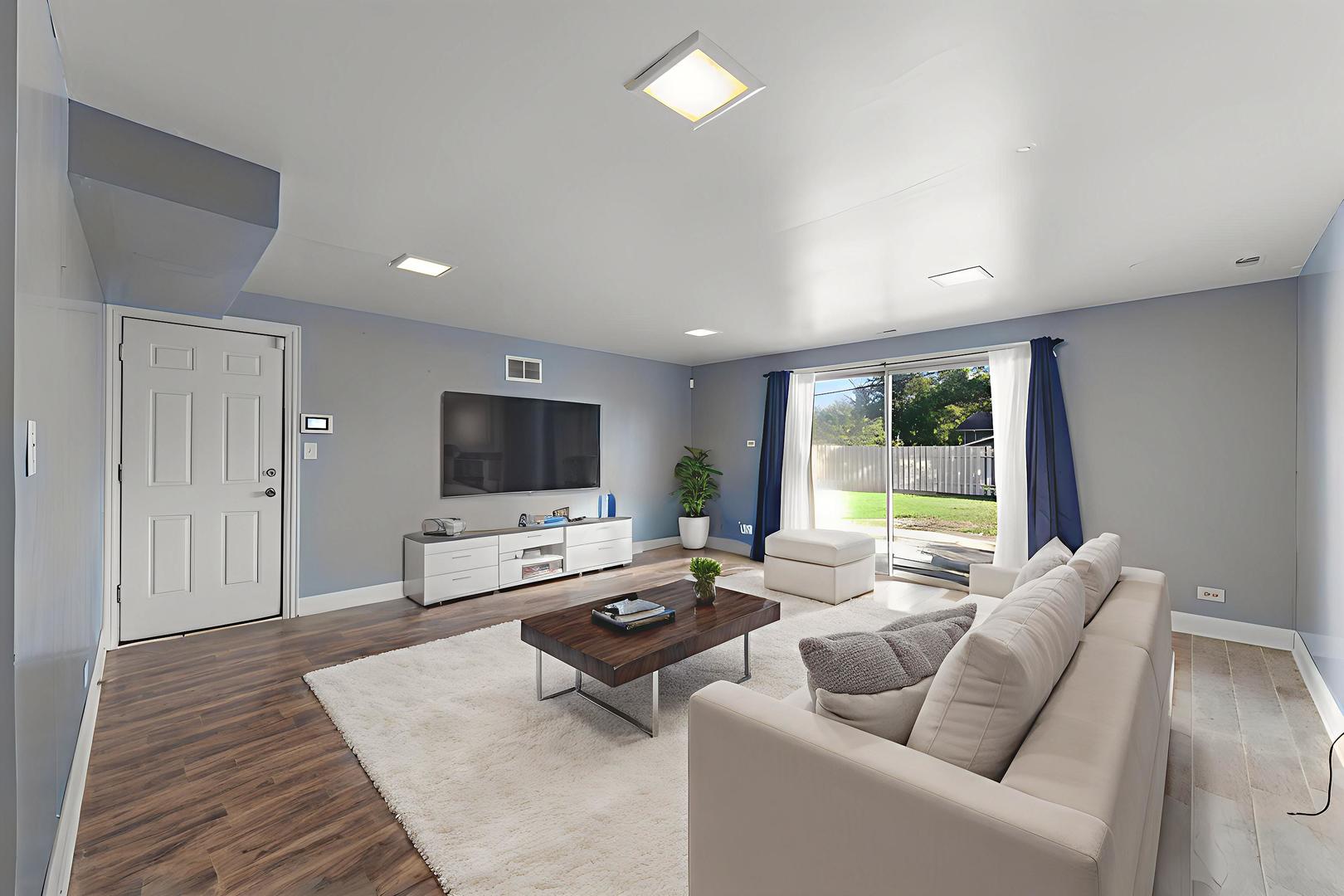 18749 Loomis Avenue, Homewood, IL 60430