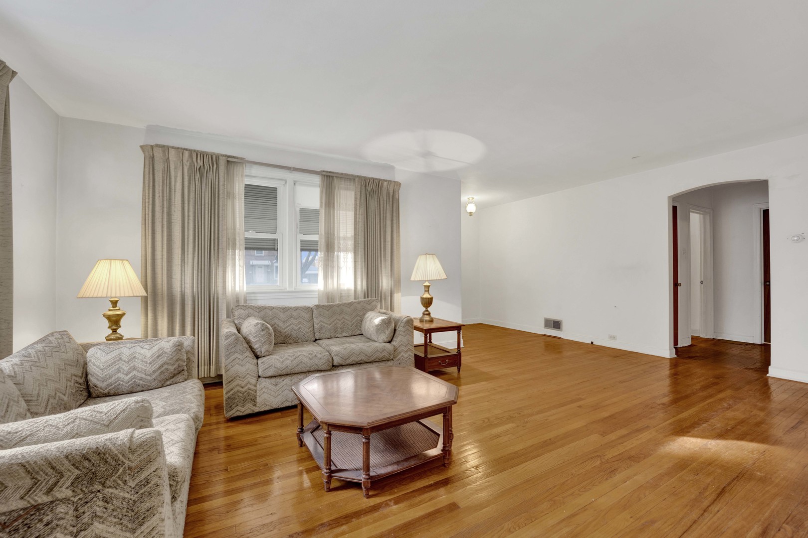 2223 S 7th Avenue, North Riverside, IL 60546