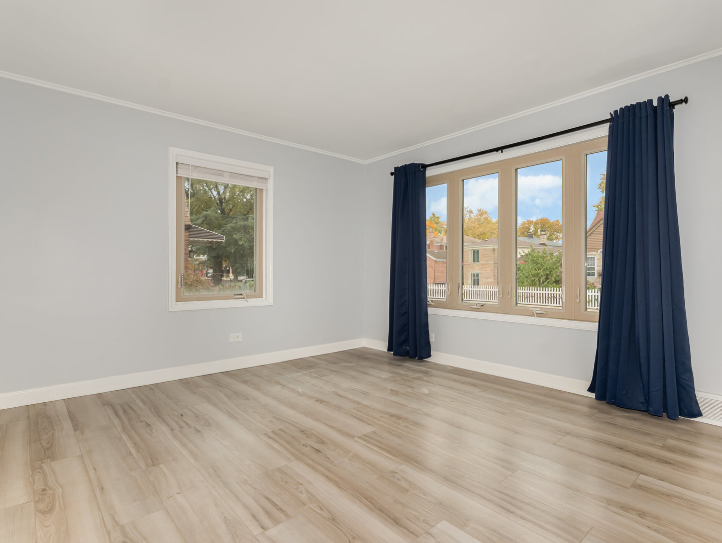 6415 S Leclaire Avenue, Chicago, IL 60638