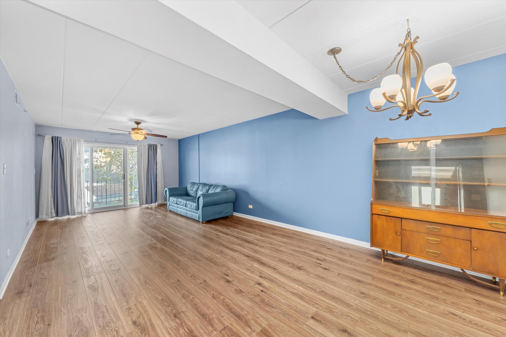 4530 W 93rd Street #1A, Oak Lawn, IL 60453