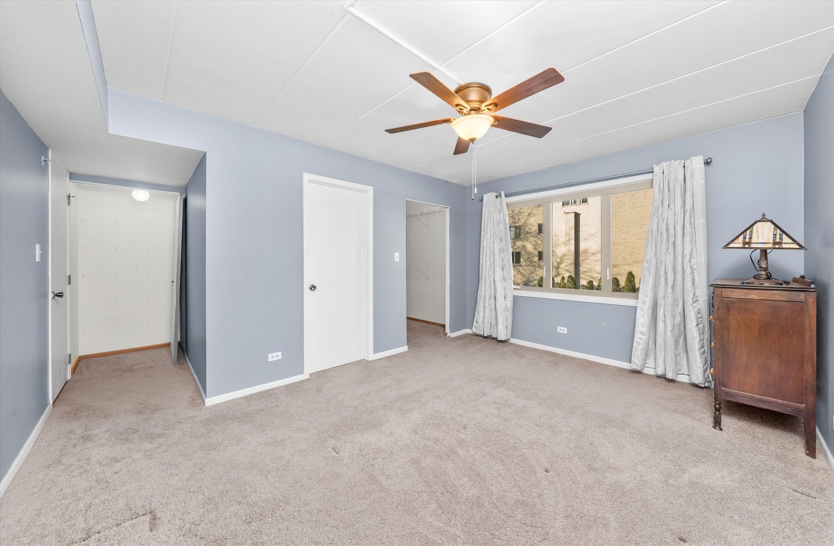 4530 W 93rd Street #1A, Oak Lawn, IL 60453