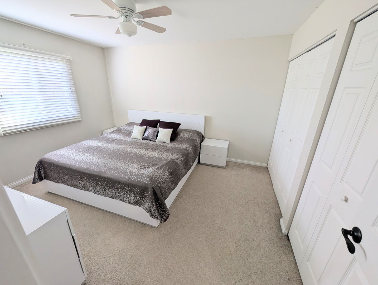 27W210 Providence Lane, Winfield, IL 60190