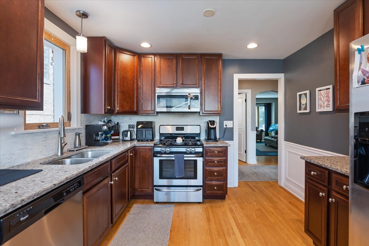 5404 N Natoma Avenue, Chicago, IL 60656