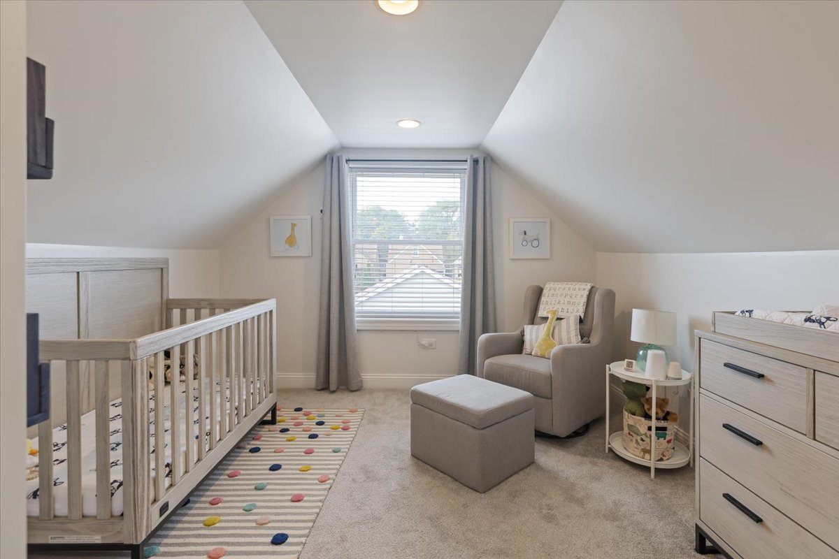 5404 N Natoma Avenue, Chicago, IL 60656