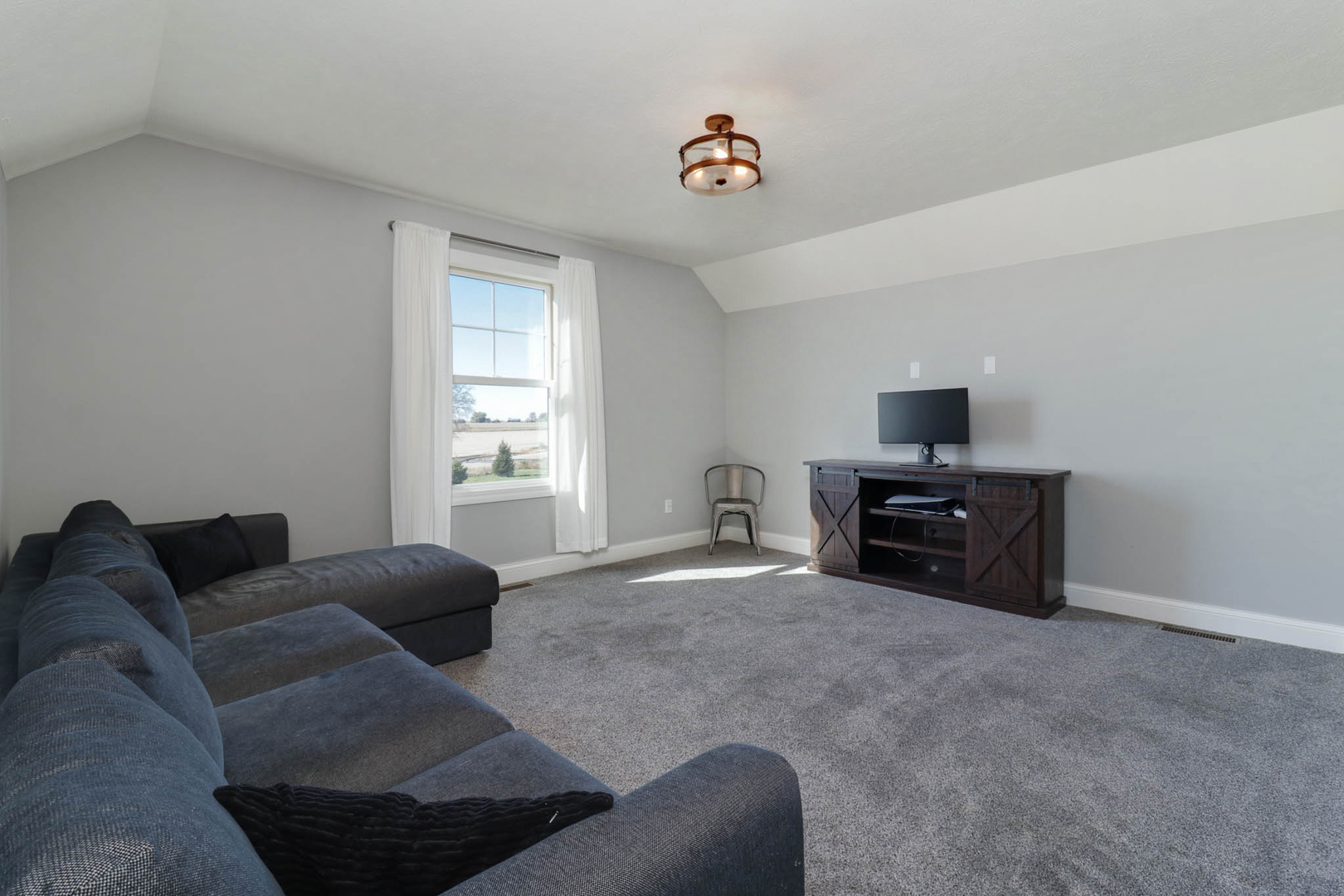 16658 N 200 East Road, Danvers, IL 61732