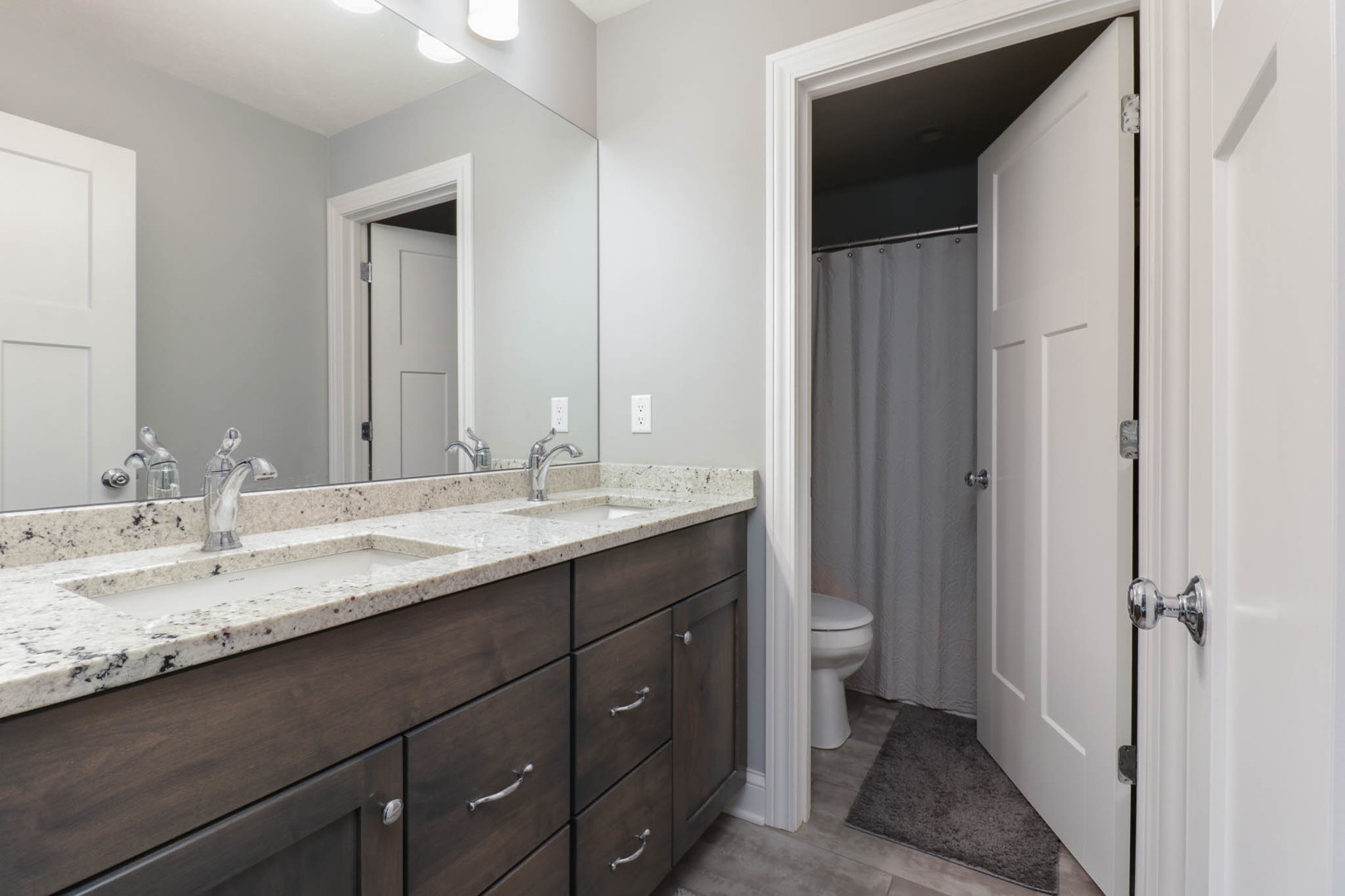 16658 N 200 East Road, Danvers, IL 61732