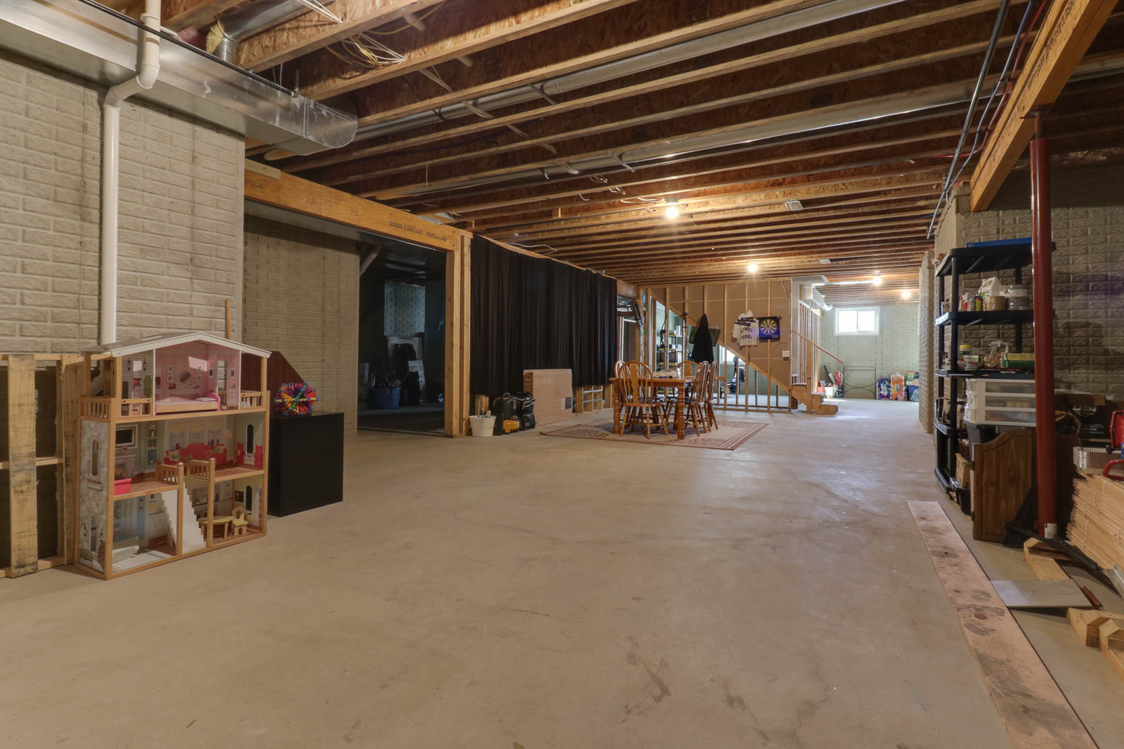 16658 N 200 East Road, Danvers, IL 61732