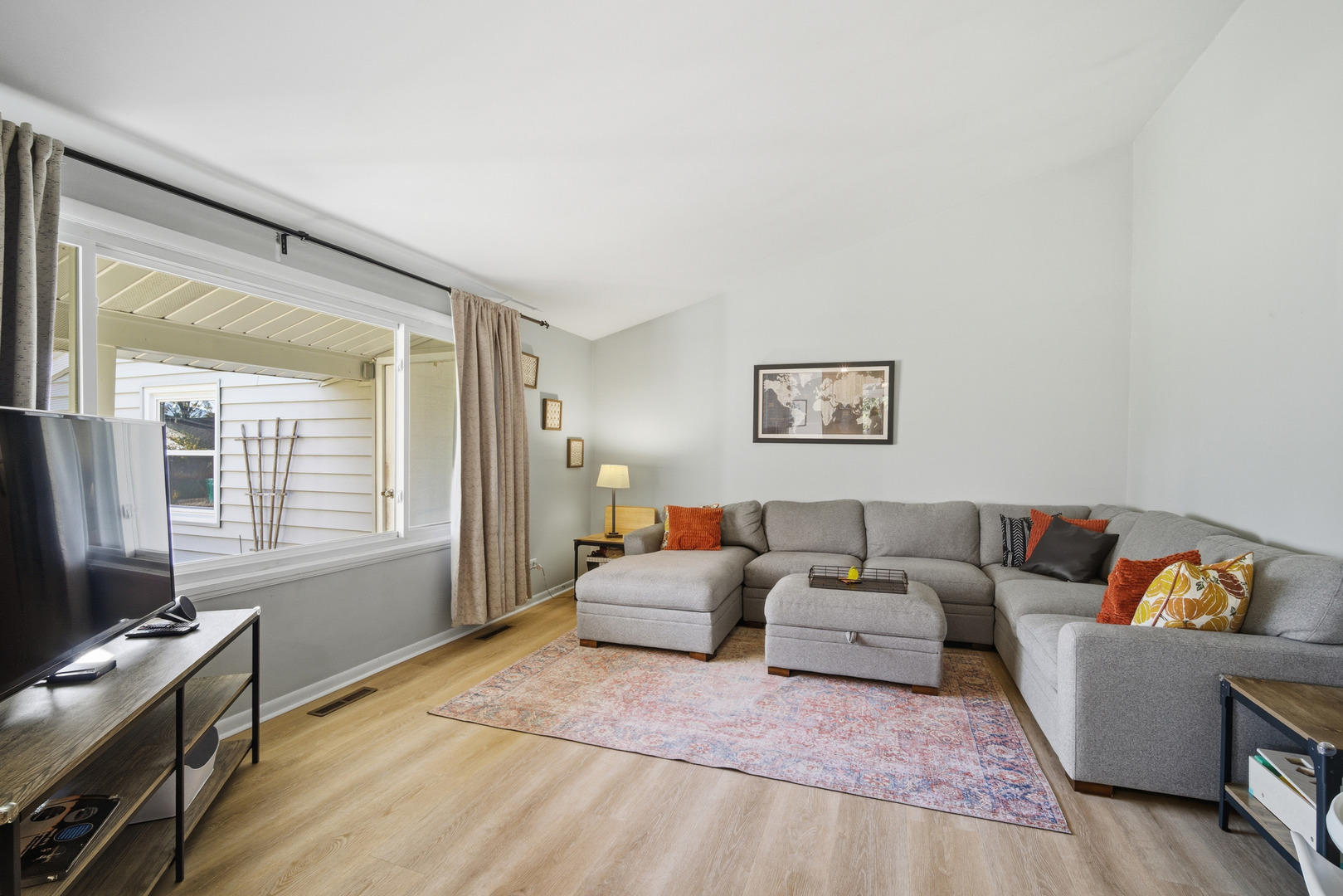 484 Chatham Circle, Buffalo Grove, IL 60089