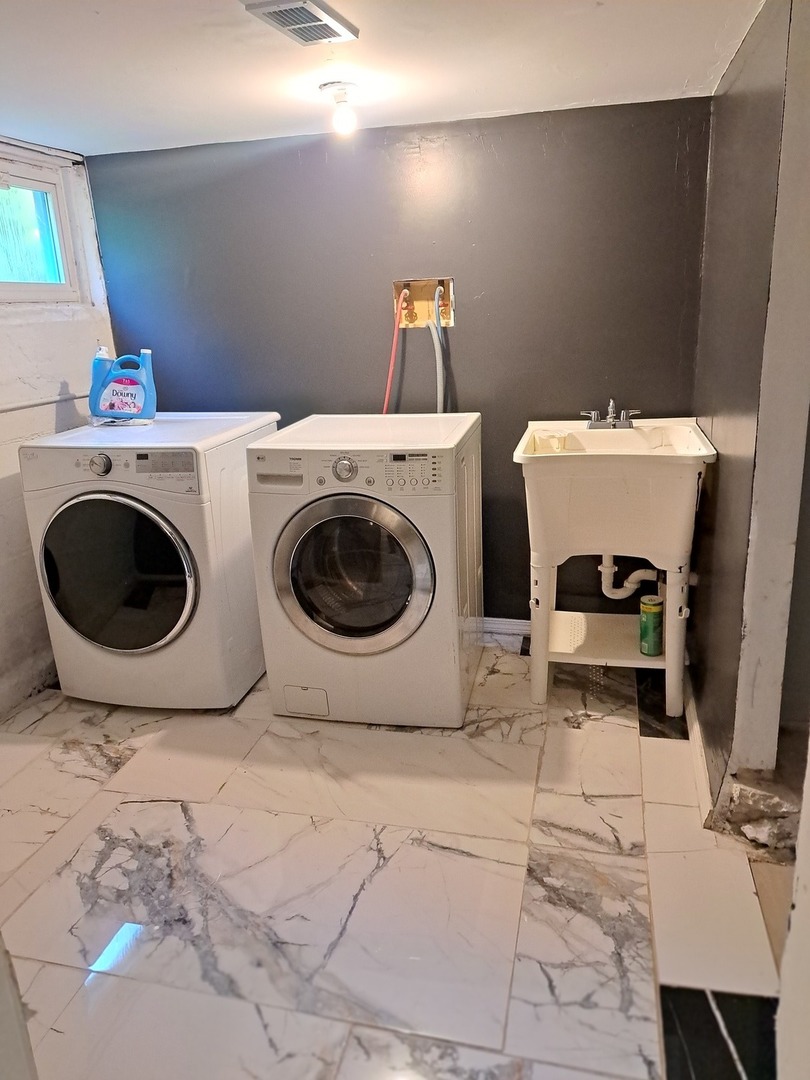 4610 Dumoulin Avenue, Lisle, IL 60532