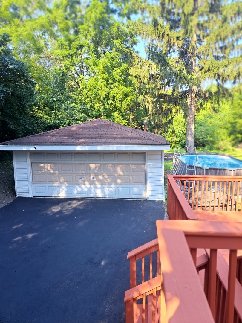 4610 Dumoulin Avenue, Lisle, IL 60532