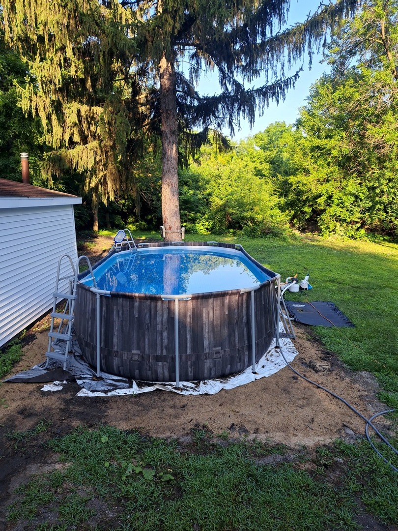 4610 Dumoulin Avenue, Lisle, IL 60532