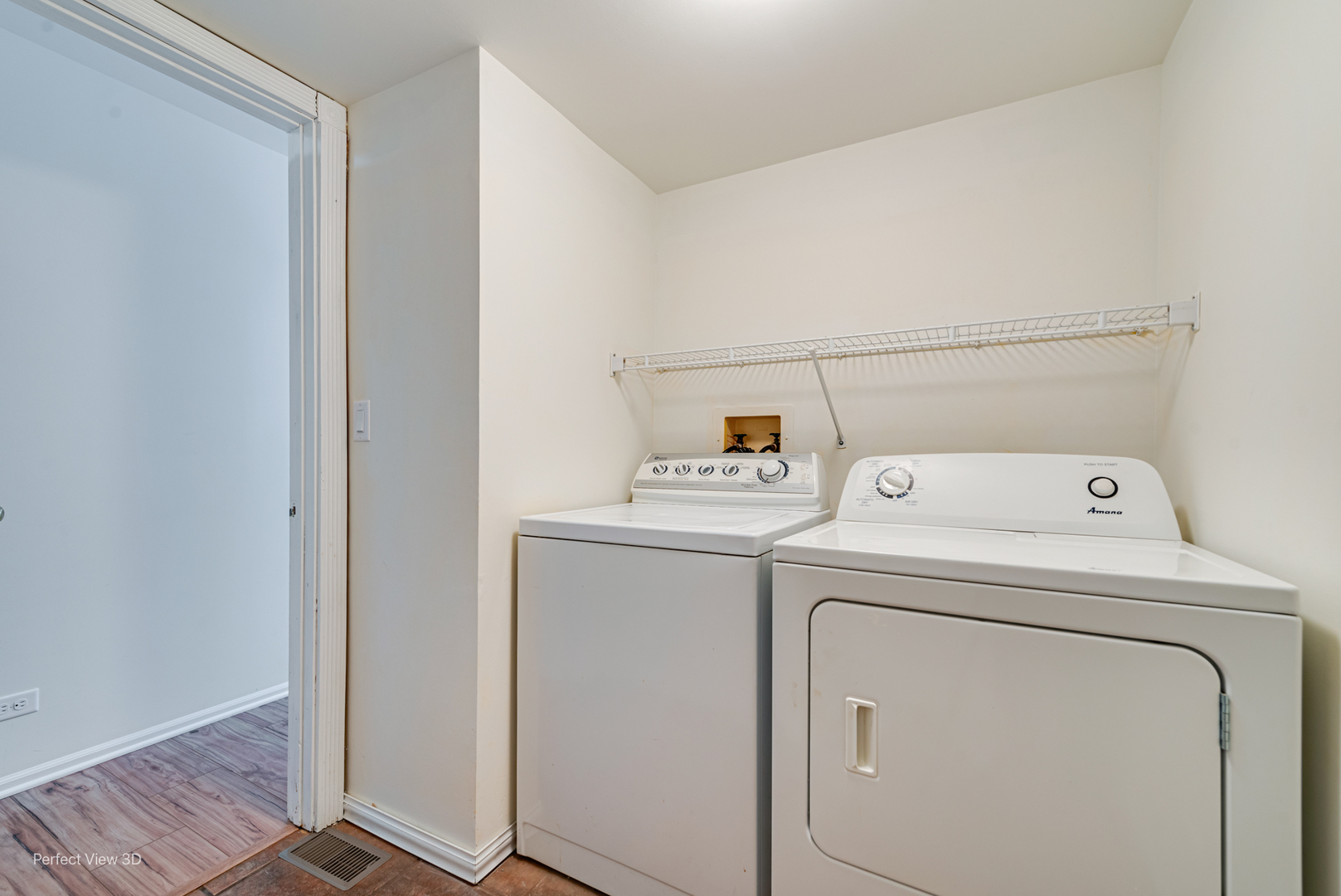 255 Ironbark Court, Bolingbrook, IL 60440