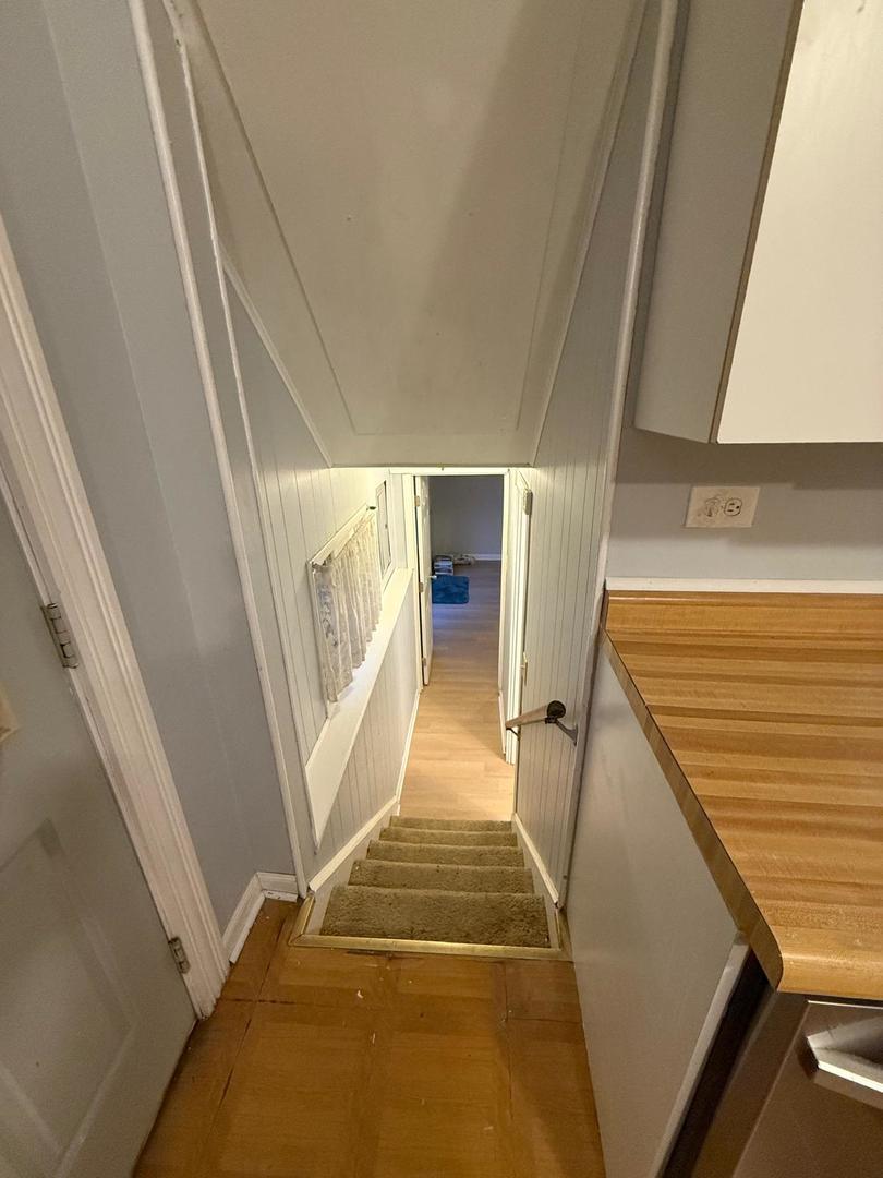 1440 Gentry Road, Hoffman Estates, IL 60169