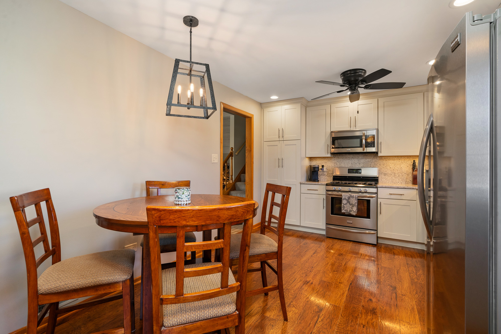 8118 Tudor Lane, Tinley Park, IL 60477