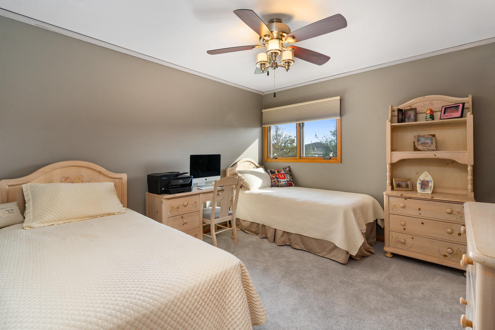 8118 Tudor Lane, Tinley Park, IL 60477