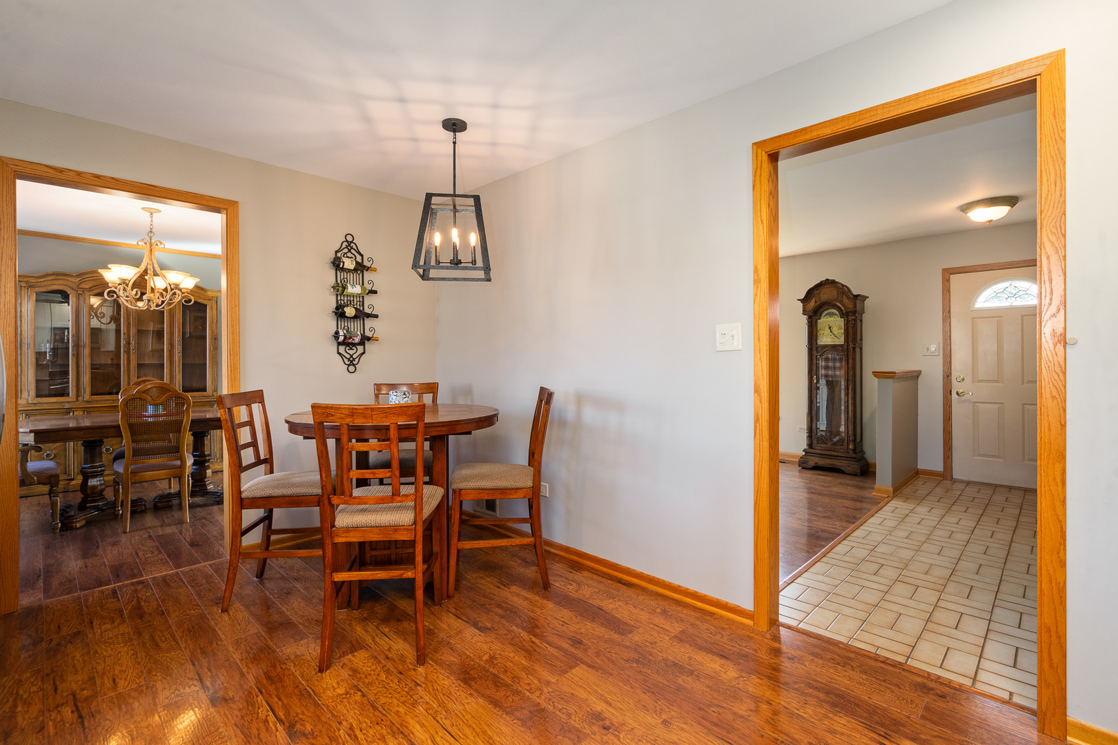 8118 Tudor Lane, Tinley Park, IL 60477