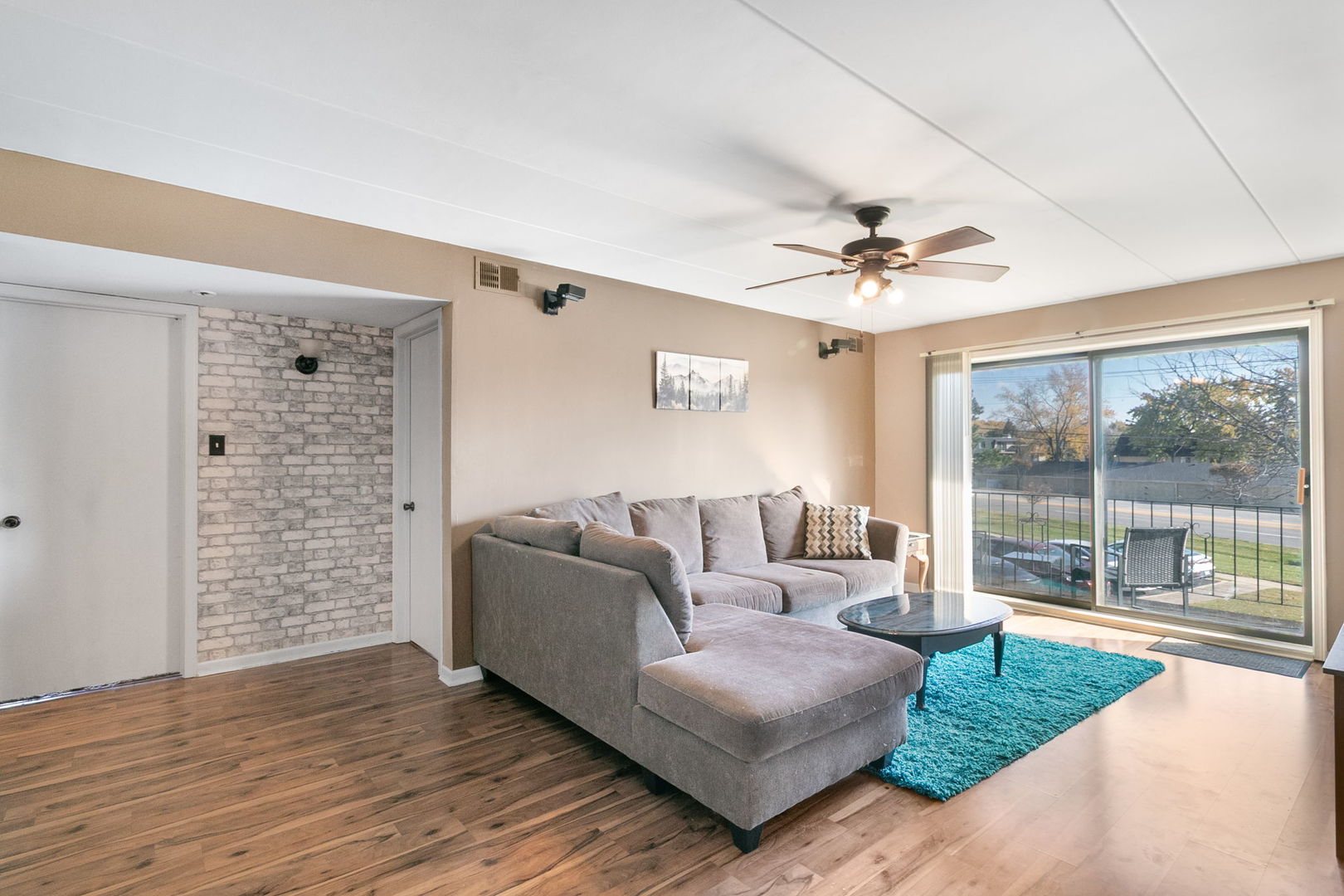 11045 S Theresa Circle #2B, Palos Hills, IL 60465