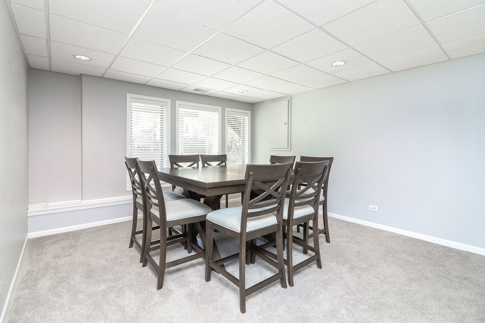 961 W Spencer Court #961, Palatine, IL 60067