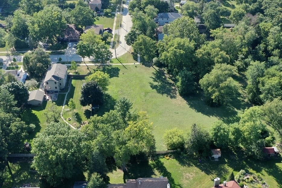 137 N Elizabeth Street, Lombard, IL 60148