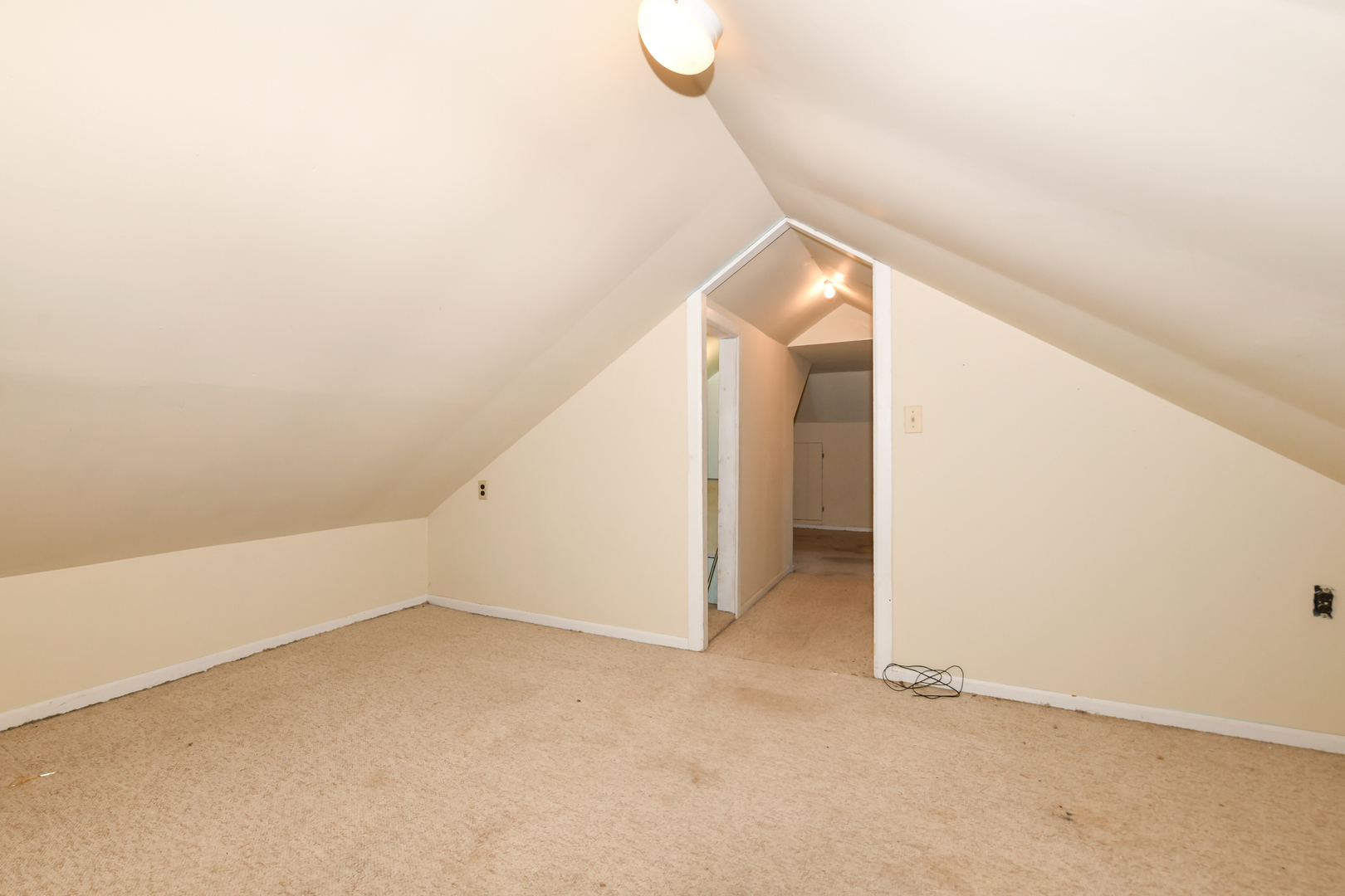 2631 Carmel Boulevard, Zion, IL 60099