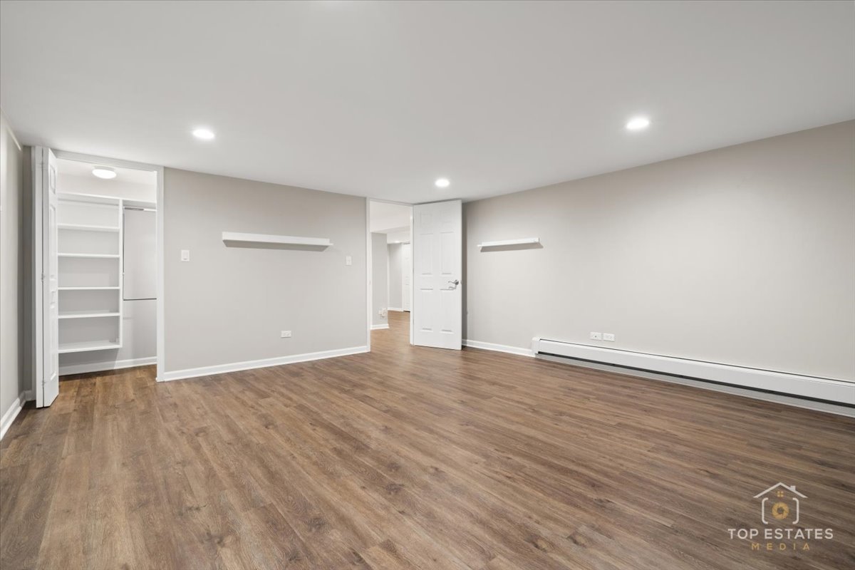 10 N Wildwood Drive, Prospect Heights, IL 60070