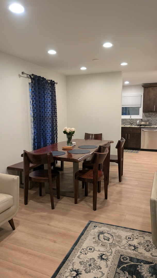 691 Burdette Avenue, Glendale Heights, IL 60139