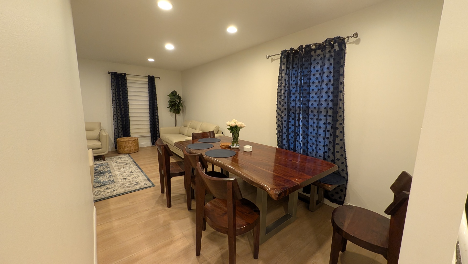 691 Burdette Avenue, Glendale Heights, IL 60139