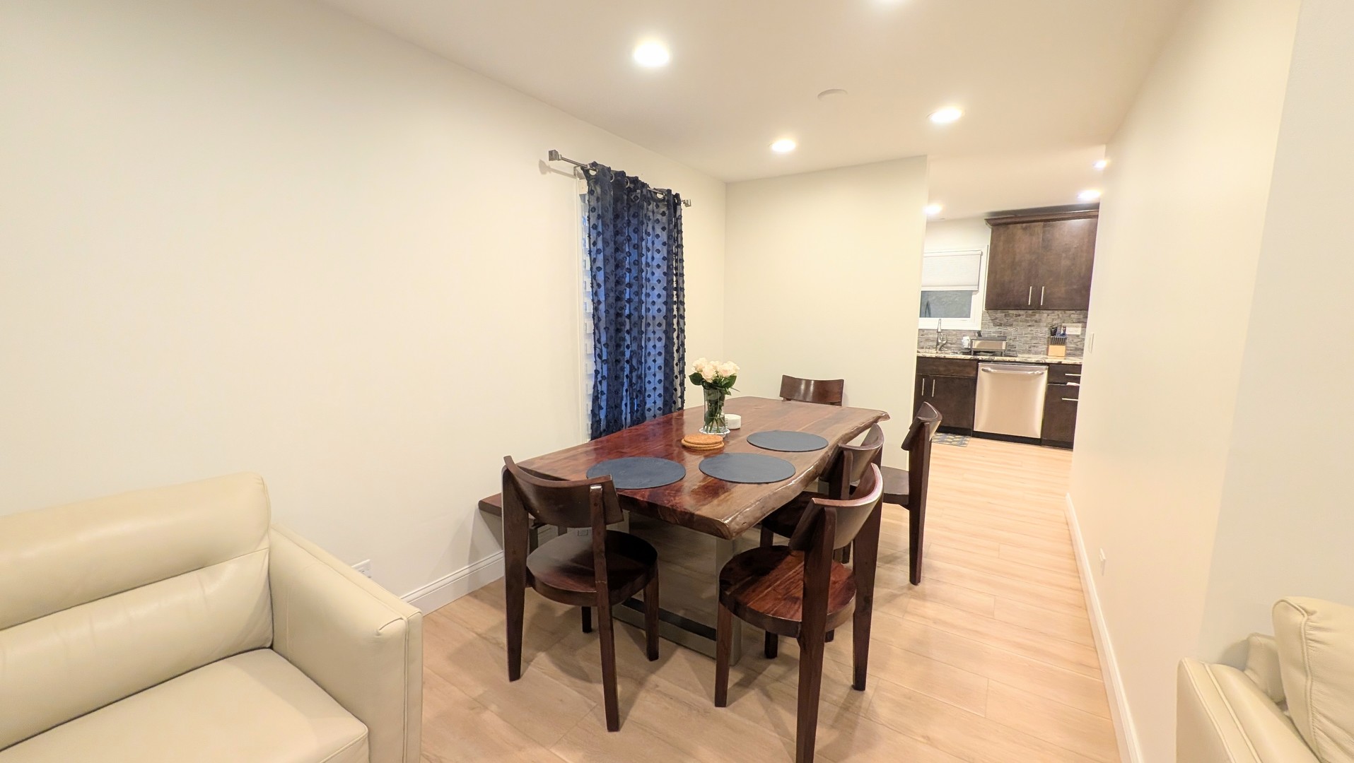 691 Burdette Avenue, Glendale Heights, IL 60139