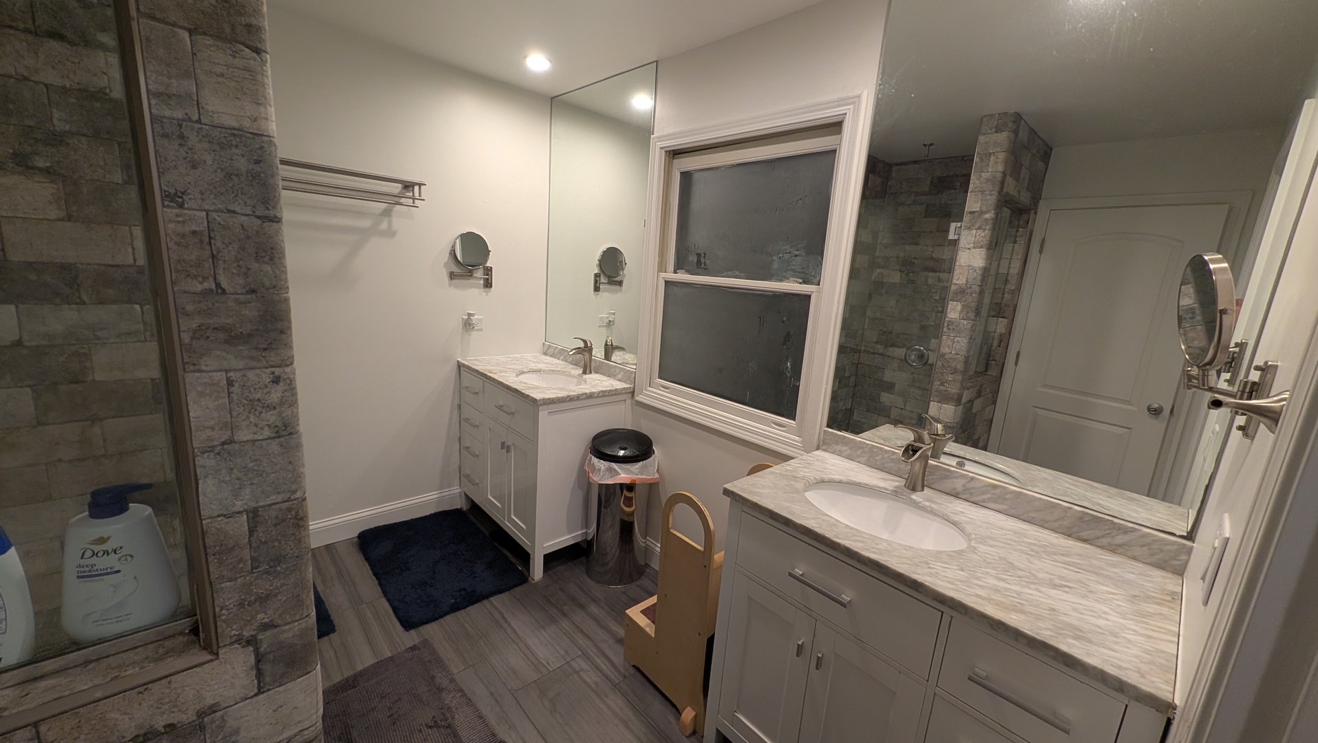 691 Burdette Avenue, Glendale Heights, IL 60139