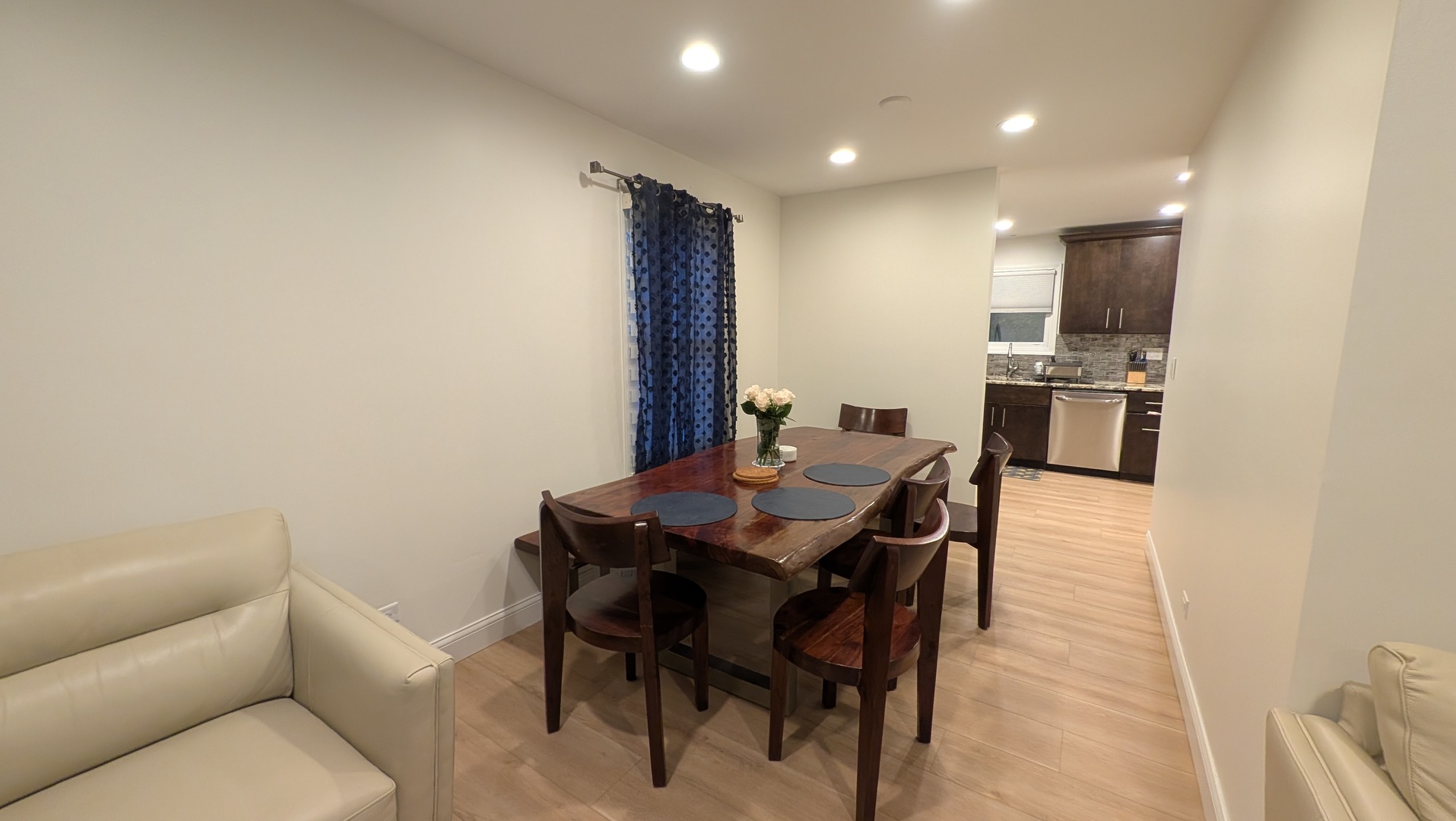 691 Burdette Avenue, Glendale Heights, IL 60139