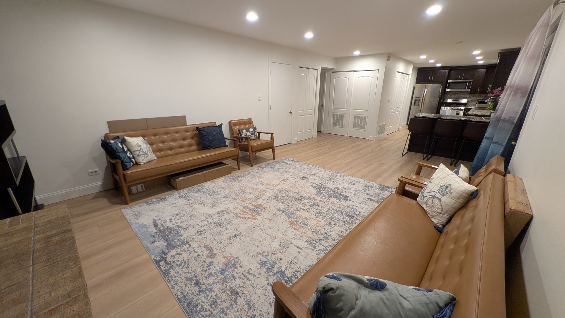 691 Burdette Avenue, Glendale Heights, IL 60139