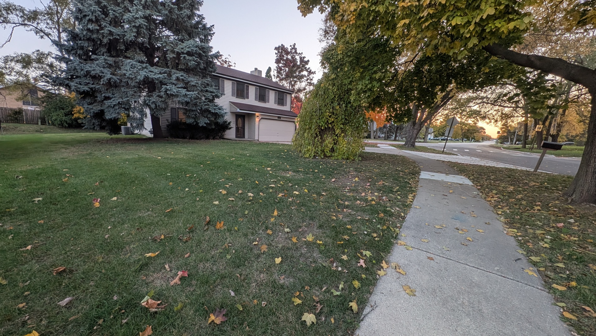 691 Burdette Avenue, Glendale Heights, IL 60139