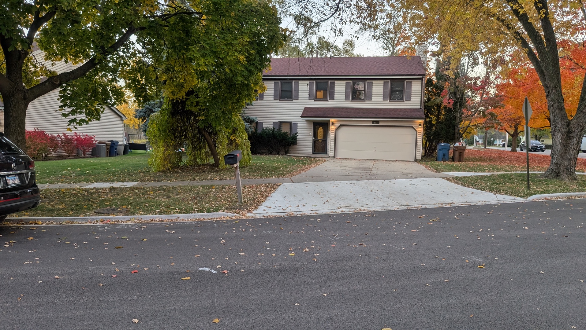 691 Burdette Avenue, Glendale Heights, IL 60139