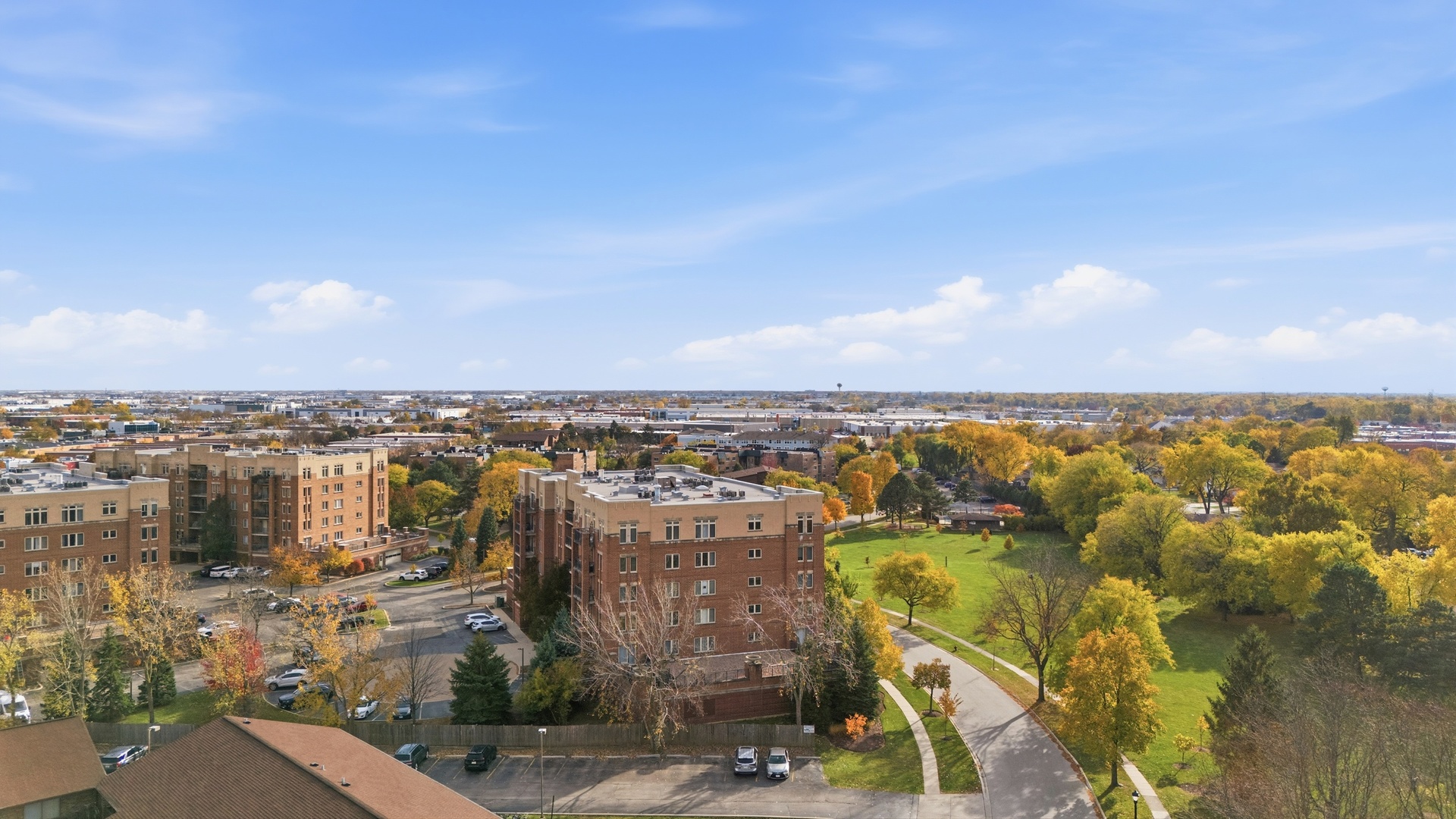 615 Perrie Drive #605, Elk Grove Village, IL 60007