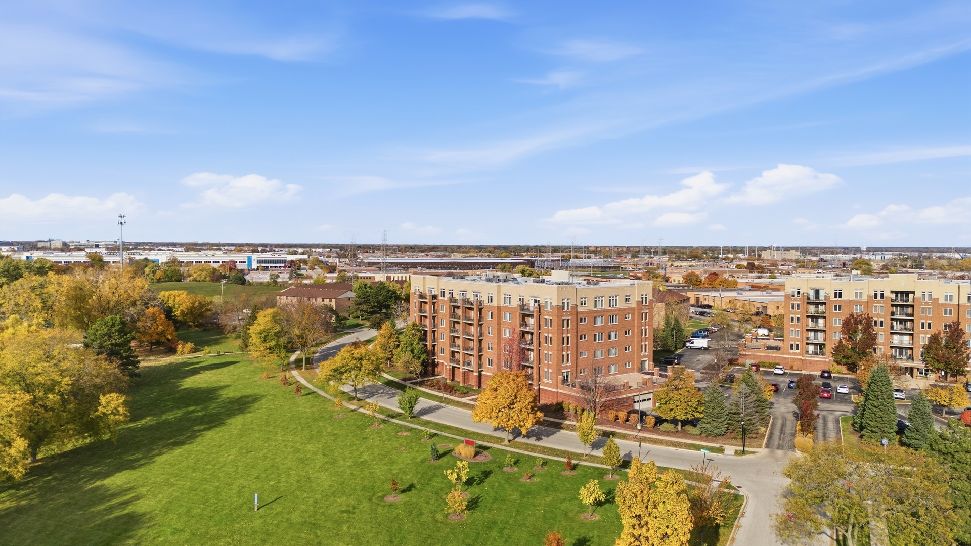 615 Perrie Drive #605, Elk Grove Village, IL 60007