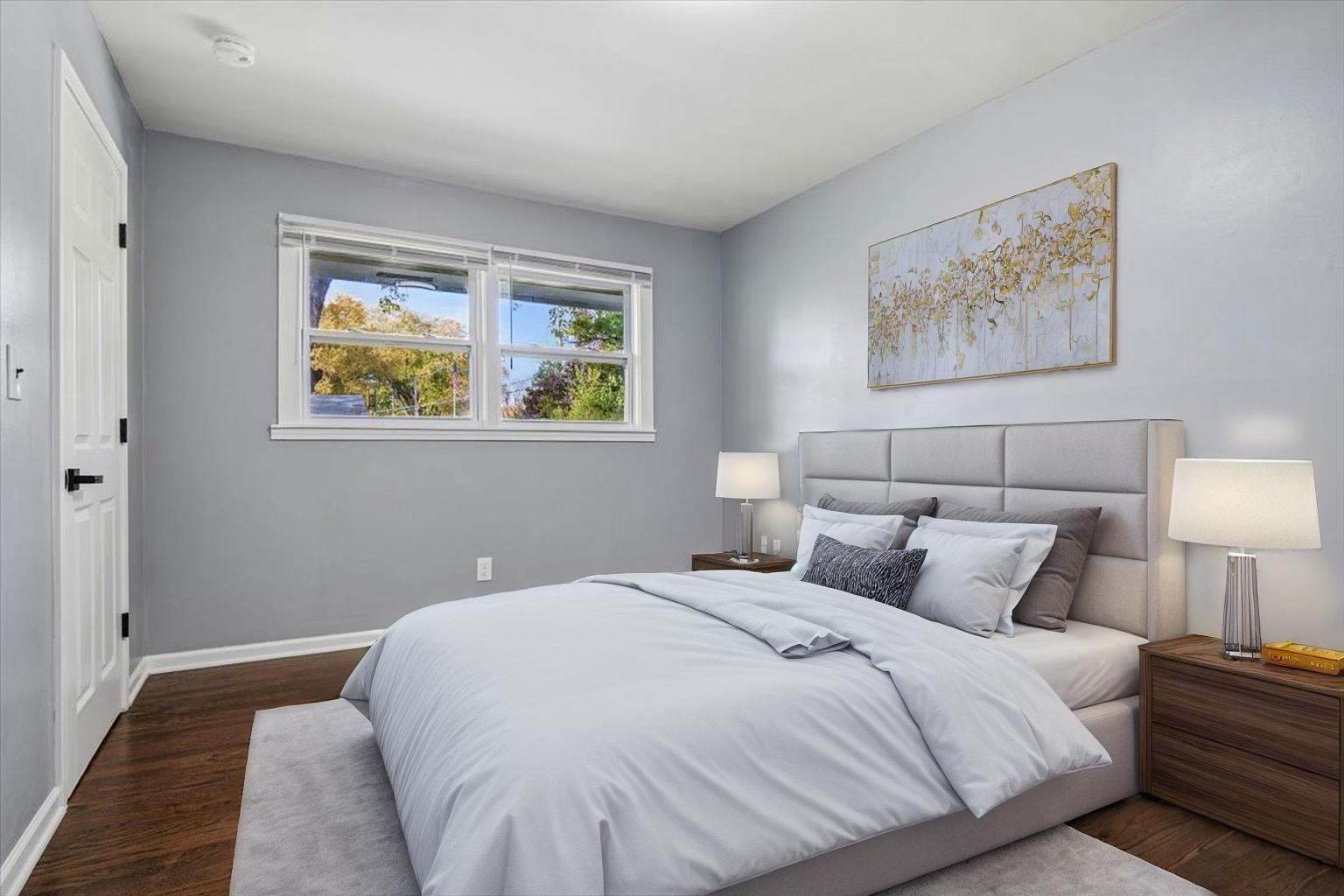 2004 Central Street, McHenry, IL 60050