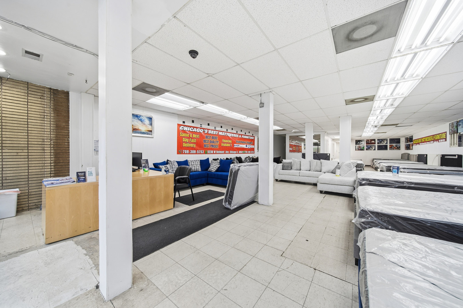 5230 W Belmont Avenue, Chicago, IL 60641