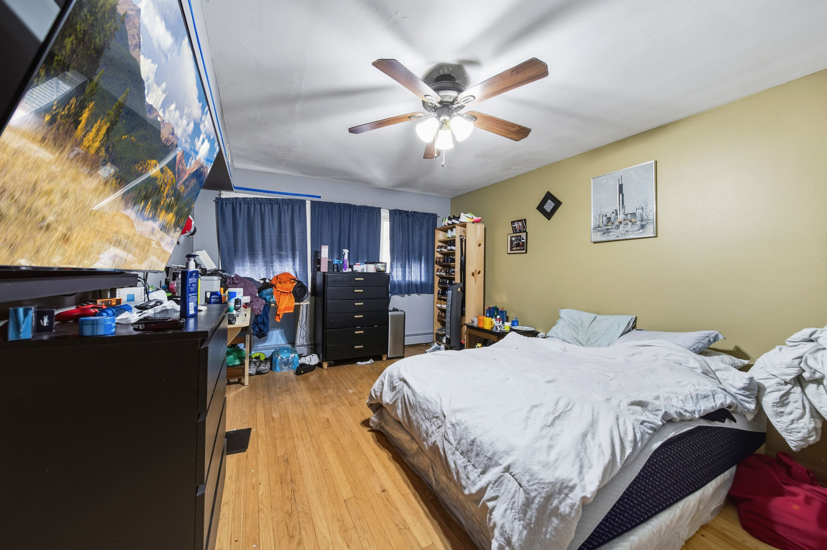 5230 W Belmont Avenue, Chicago, IL 60641